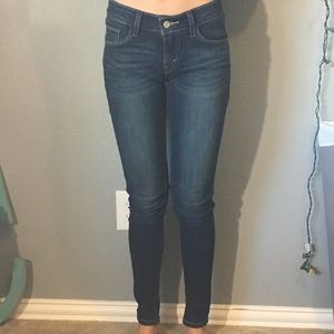 Levi skinny jeans